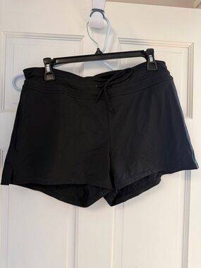 Athleta Black Women's swim Shorts